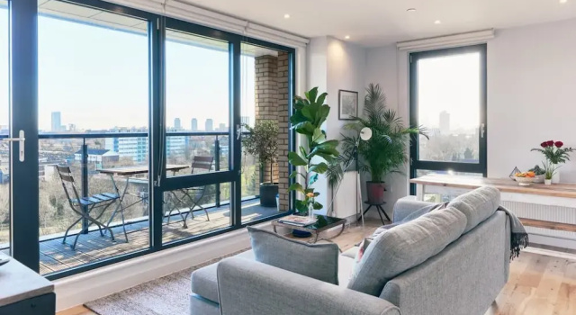 Апартаменты c 1 комнатой с балконом Beautiful 1 Bedroom With Balcony Near Mile End
