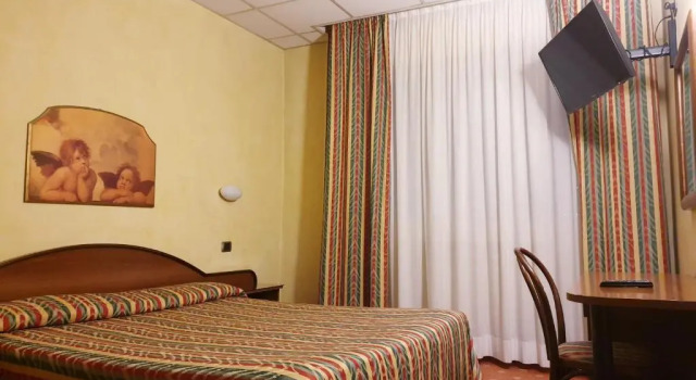Номер Economy HOTEL PARADISO