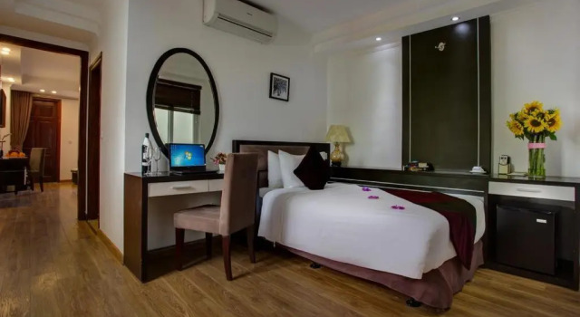 Семейный номер Standard с видом на город Ambassador Hanoi Hotel & Spa