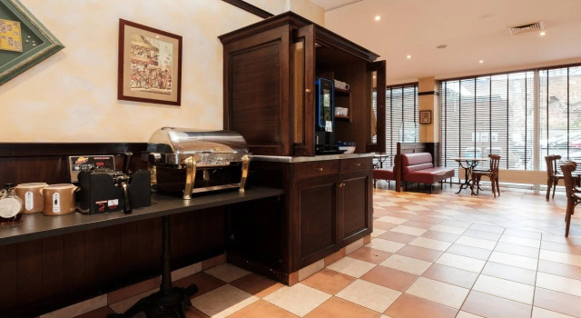 B&B HOTEL Mons Gare