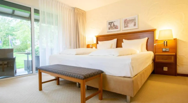 Полулюкс с видом на сад Fletcher Parkhotel De Wiemsel