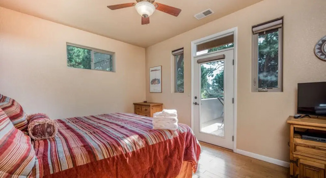 Adobe Mountain Views - Four Bedroom Cabin with Hot Tub, Varaa Hotelli Ruidoso New Mexico