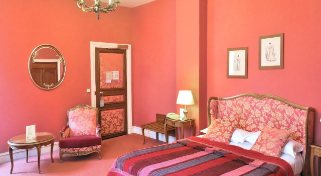 Номер Deluxe Grand Hotel Des Templiers, Pool & Sauna