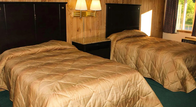 Четырёхместный номер Standard Green Valley Motel Winston Salem