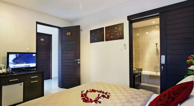 OYO 482 Anika Guest House