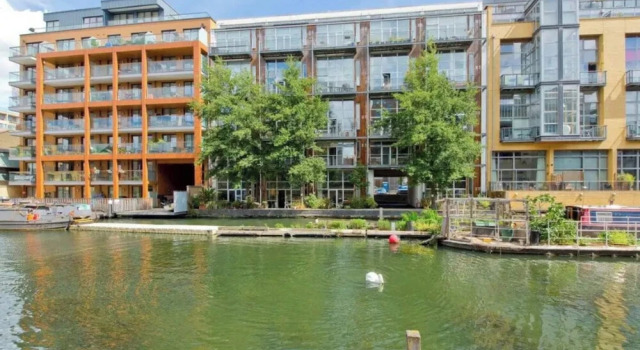 Incredible 2BD Loft by Regents Canal - Haggerston
