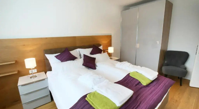 Seehaus Lakeside - Am Hafen, Book Hotel Neusiedl am See 