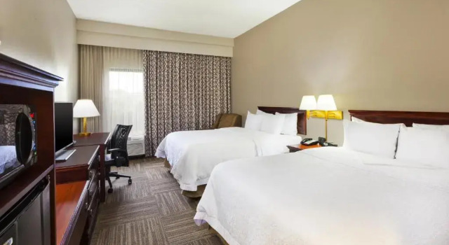 Четырёхместный номер Standard Hampton Inn Marietta