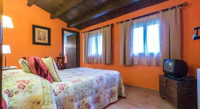 Hotel el Cantón Rural, Book Hotel Hotels in Aragon with Parking, Parking