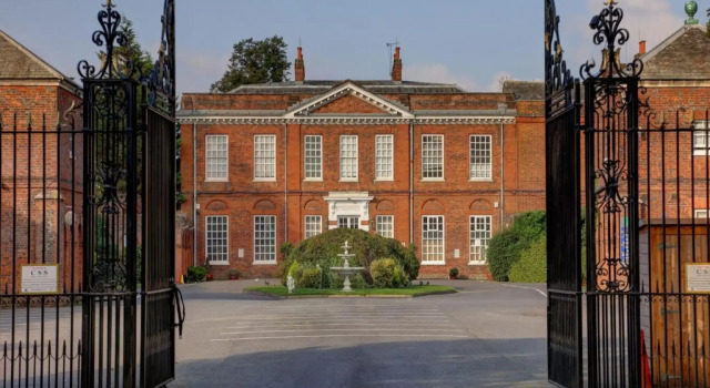 Baylis House Hotel - Heathrow, Varaa Hotelli All inclusive -hotellit kohteessa Merseyside, All Inclusive