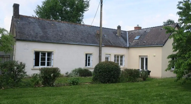 Gîte Montreuil-le-Henri, 5 pièces, 10 personnes - FR-1-410-184, Réserver Hôtel Mayet 