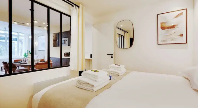 Charming Apartment - 2br/8p - Palais-royal, Забронировать Апартаменты/квартира Париж Иль-де-Франс, рядом с Лувр — Риволи