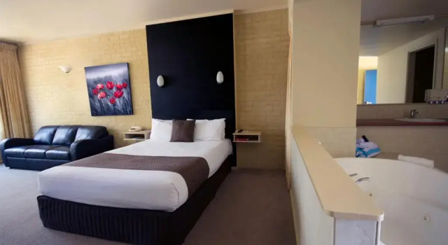 Двухместный номер Comfort Madison Spa Motel