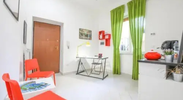 Guest house 3 stars Naples, Забронировать Гостевой дом Гостевые дома Неаполя, рядом с Морской вокзал, Гостевой дом