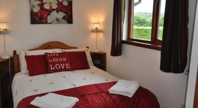 Wellsfield Farm Holiday Lodges, Забронировать Фермерский дом Отели Центральной Шотландии с парковкой, Парковка