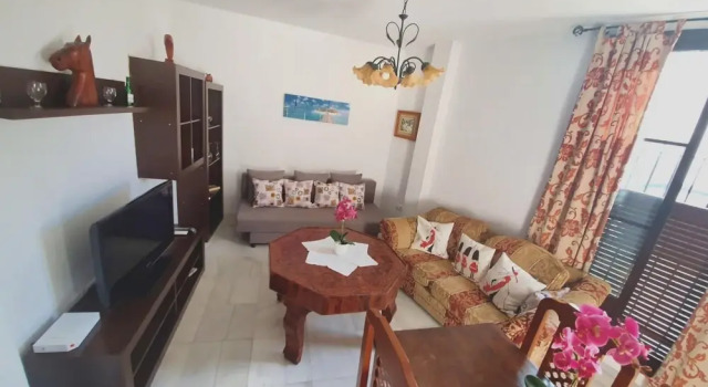 Apartment With 2 Bedrooms in Jerez de la Frontera, With Wonderful City View, Furnished Garden and Wifi, Забронировать Апартаменты/квартира Отели Херес-де-ла-Фронтера с парковкой, рядом с Винотека Гонсалес Байасс, Парковка