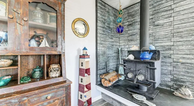 Updated Home 2 Mi to Beach in Crescent City!