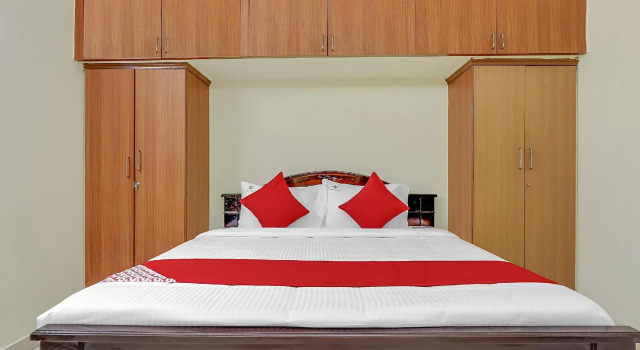 OYO Flagship 82794 Skyry Home Stay, Забронировать Отель Отели штата Тамилнада 3 звезды, 3*