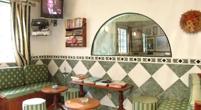 VilaBranca, Забронировать Отель Отели Албуфейра 3 звезды, рядом с Municipal Museum of Archaeology, 3*
