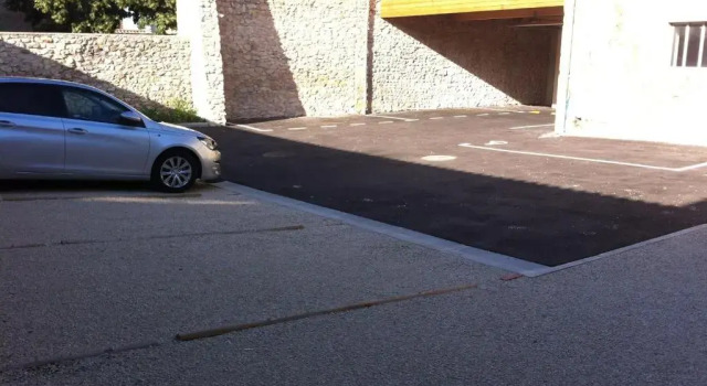 Le Carré dAlethius Logis Hôtel Restaurant, Prenota Hotel Hotel a Alvernia con parcheggio, Parcheggio