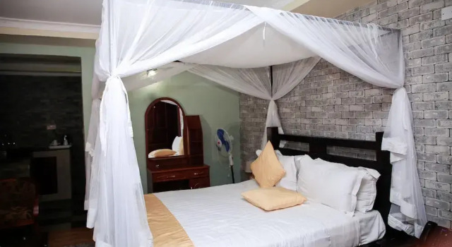 Roots Resort, Rezerwuj Ośrodek wypoczynkowy Sagana 