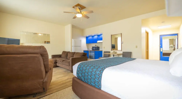 Номер Deluxe Helgeson Place Hotel & Suites