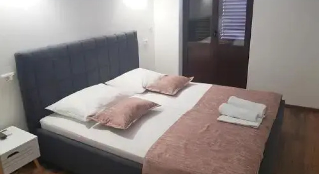 Villa Ivo, Rezerwuj Willa Hotele w Split-Dalmatia County z parkingiem, Parking