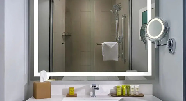 Номер Standard с красивым видом из окна Hilton San Jose