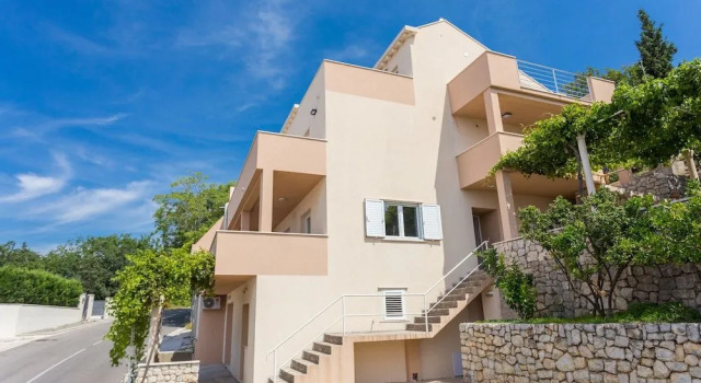 Apartments Bella Vista - Mlini, Забронировать Апартаменты/квартира Отели Сребрено с бассейном, Бассейн