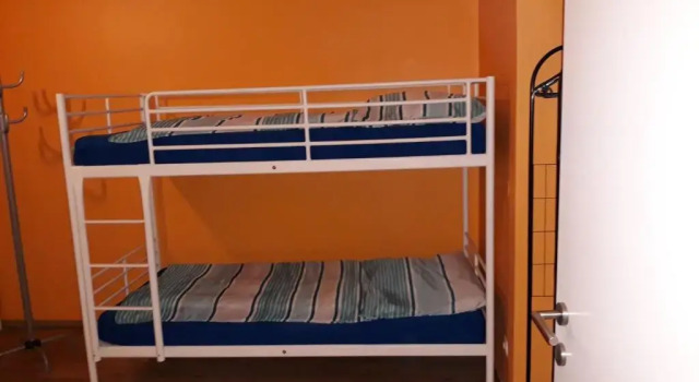 Кровать в общем номере Monterooms Vienna Schönbrunn 10 minutes to downtown