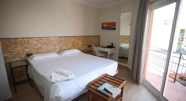 Номер Superior Hotel Ramis fundado en 1969