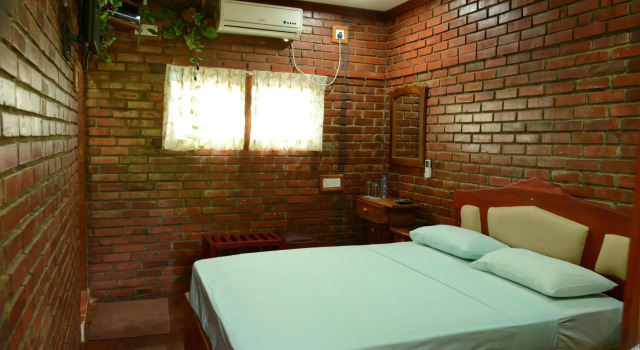 Aqua Village Hotel