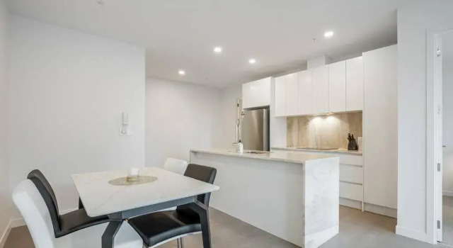 Апартаменты Modern Bright Central Apartment by Zodiak Stays