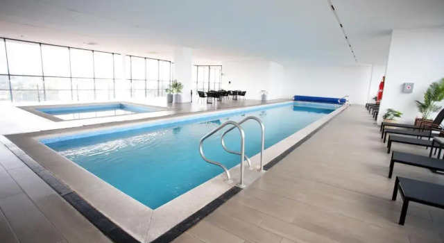 Апартаменты LatitudLuxe apartment in Providencia with pool and gym