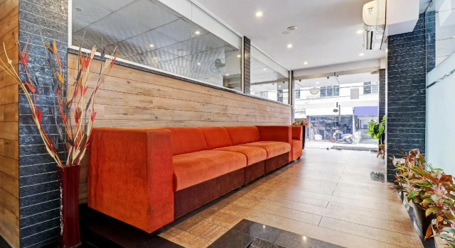OYO Townhouse 595 Majestic Inn, Забронировать Отель Отели Коччи 3 звезды, 3*