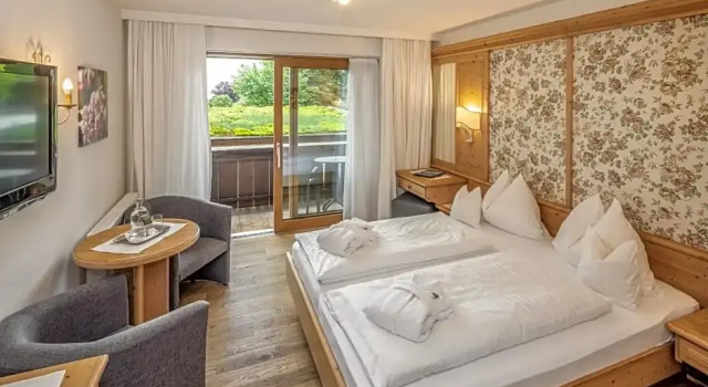 Номер Classic Gartenhotel Crystal