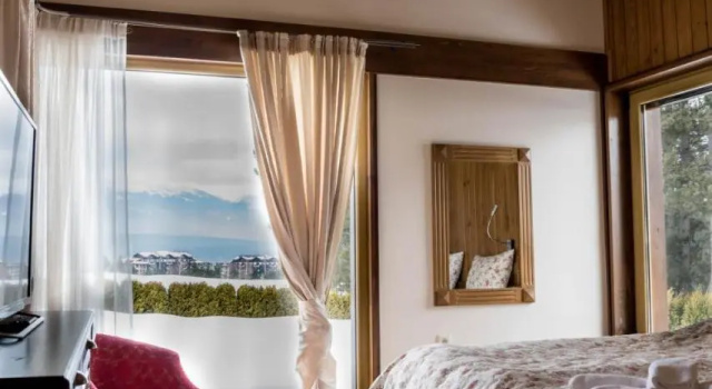 Villa Nataly at Golf Resort, Забронировать Курортный отель Отели области Благоевград с бассейном, Бассейн