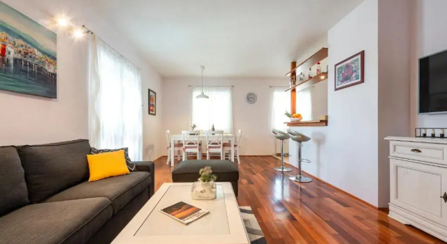 Apartment Miljas