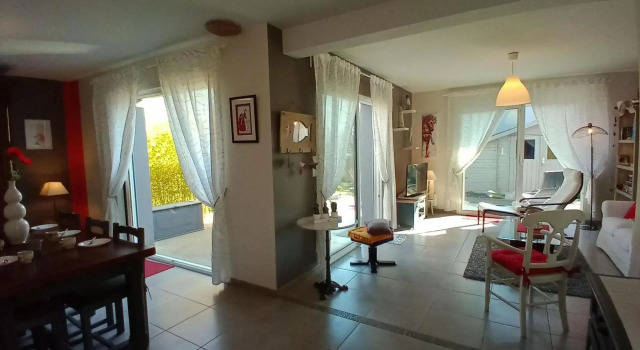 Modern House not far From Mont Saint-michel, Забронировать Отель Драге-Ронтон 
