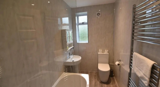 Sighthill 3 Bedrooms with Private Garden, Varaa Hotelli Edinburgh Edinburgh