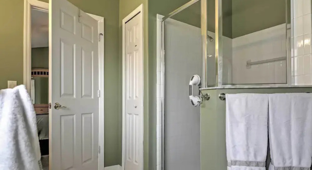 Коттедж Beautiful Kissimmee Home - 5 Mi to Disney World!