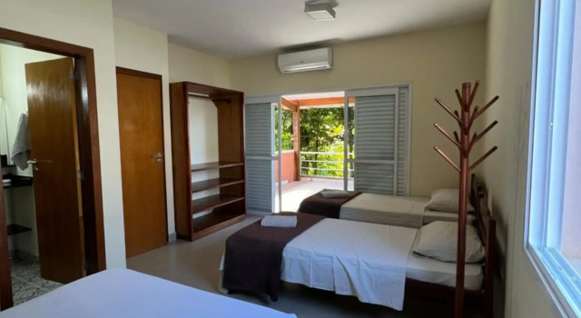 Itamambuca casas,suítes
