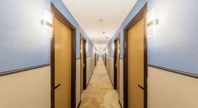 Mingtu Interstellar Hotel, Varaa Hotelli Shanghai Shanghai