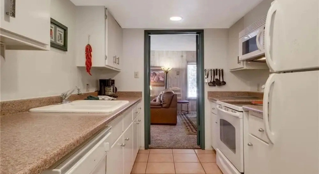 Апартаменты с 2 комнатами Columbine 105 Condo