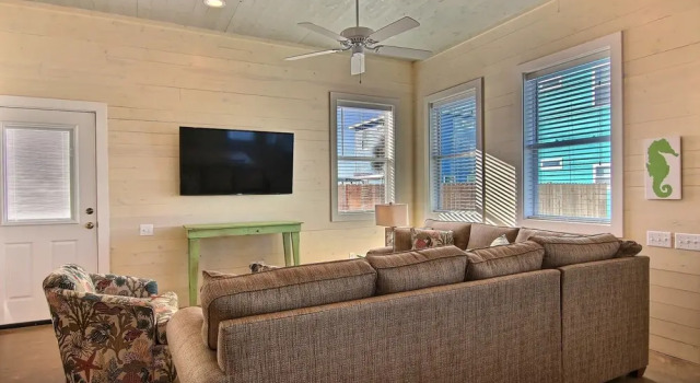 Any Fin Goes Gv628 4 Bedrooms 4.5 Bathrooms Home