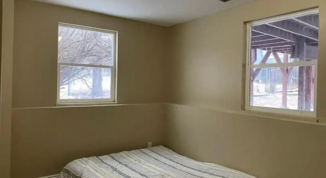 Three bedrooms with one king bed, Buchen Sie Hotel Hotels in Colorade Springs mit Parkplatz, Parkplätze