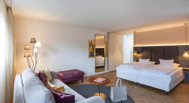 Полулюкс Hotel Krone ****S