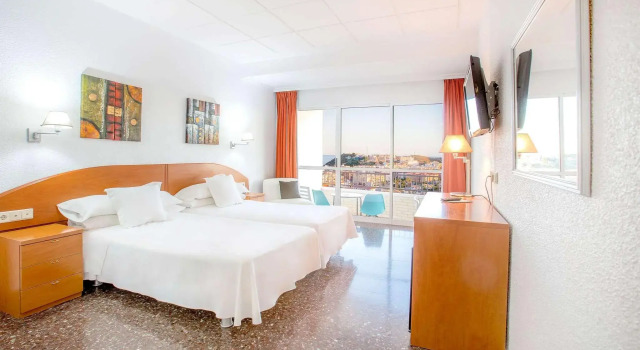 Одноместный номер Deluxe с видом на море Ramada Resort by Wyndham Puerto de Mazarron