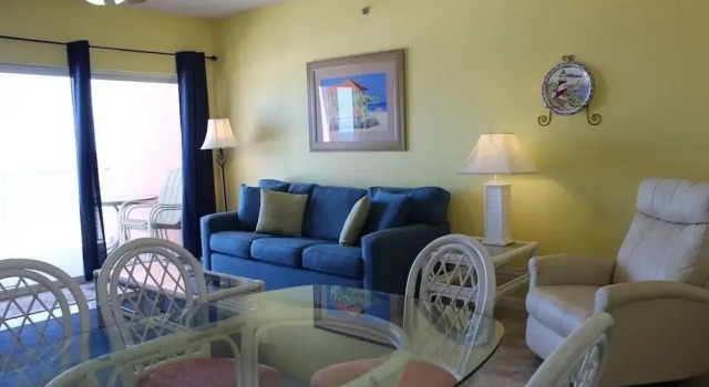 Tropic Isles 401 Beach Condo With Sunrise View by Redawning, Prenota Hotel Gulf Shores 