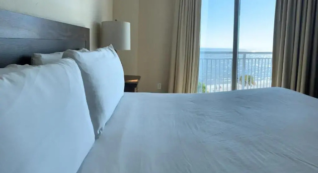 Люкс с 2 комнатами с видом на океан South Beach Biloxi Hotel & Suites